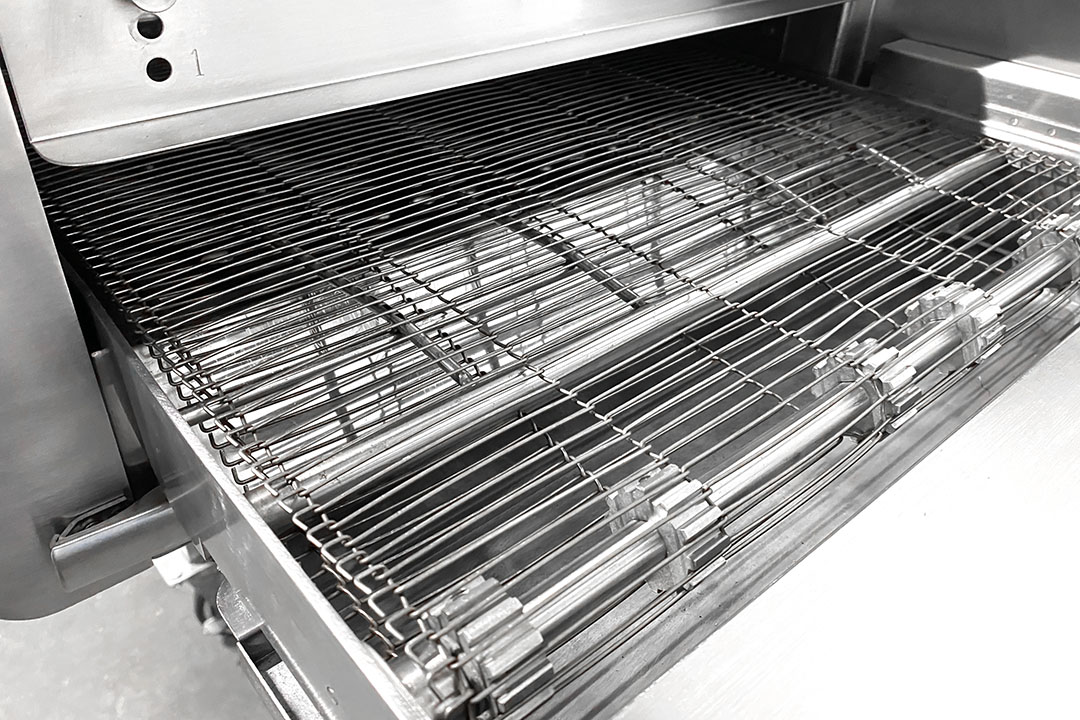 Oven Conveyor Belt SS Stainless Steel Mesh Belt Metal Wire Mesh Conveyor Belt Food Grade Oven Conveyor Belt SS 304 316 Stainless Steel Mesh Belt Metal Wire Mesh Conveyor Belt